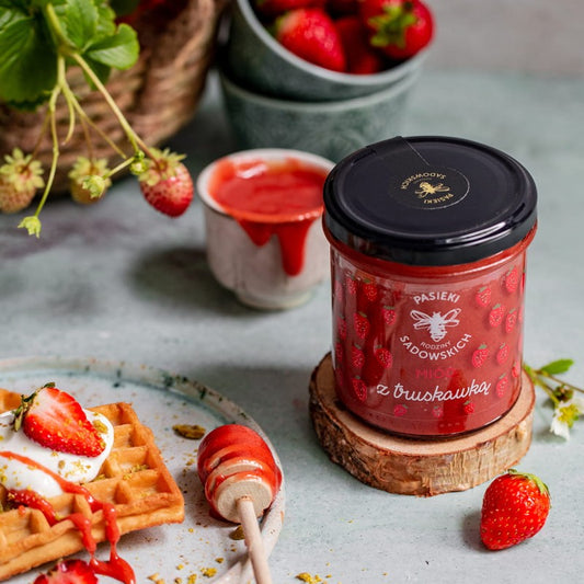 Miód z truskawką - 430 g